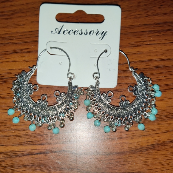 NWT-UPC 3 Pair of Bohemian/Western Earrings - Picture 3 of 4